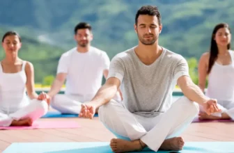 What Are the Benefits of Group Meditation Vs. Solo Practice?
